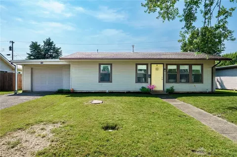 196 Ridgebury Dr, Xenia, OH 45385