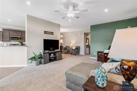 21 Pebble Brook Pl, Springboro, OH 45066 photo 5