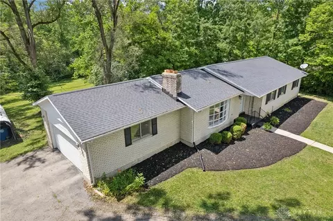 1415 Olt Rd, Dayton, OH 45417