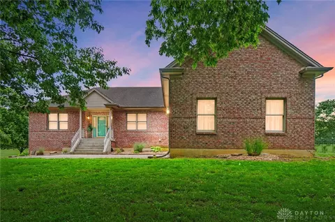 3862 Robinson Vail Rd, Franklin, OH 45005
