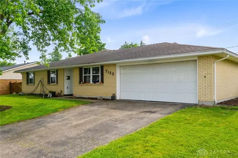 7155 Chadbourne Dr, Dayton, OH 45424
