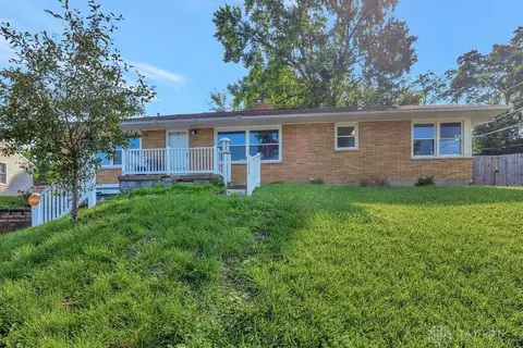 1210 Clovernook Dr, Hamilton, OH 45013