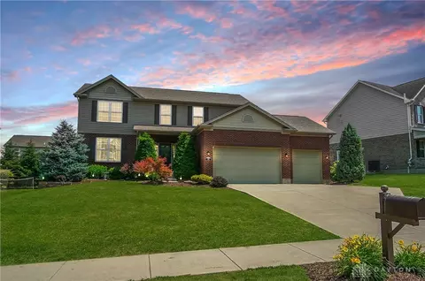 564 E Brooke Dr, Monroe, OH 45050
