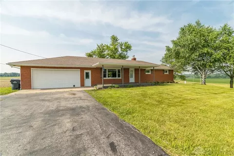 1415 Rush Rd, New Madison, OH 45346
