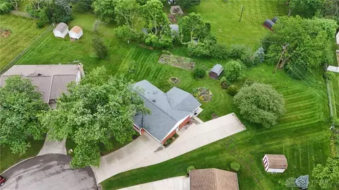 7607 Plamor Cir, Centerville, OH 45459 photo 36