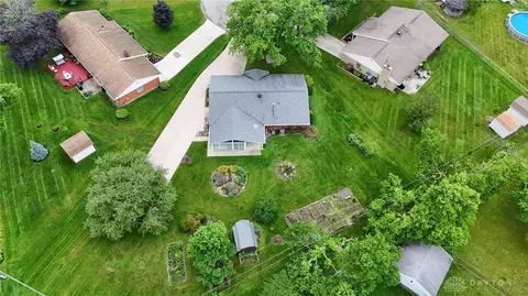 7607 Plamor Cir, Centerville, OH 45459 photo 40