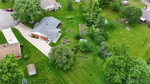 7607 Plamor Cir, Centerville, OH 45459 photo 38