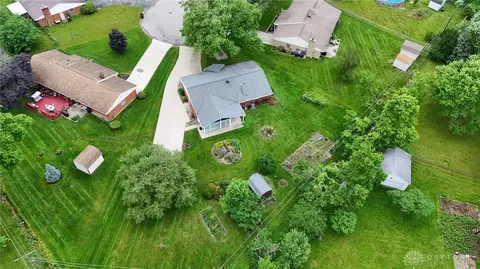 7607 Plamor Cir, Centerville, OH 45459 photo 39