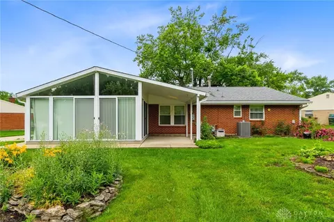 7607 Plamor Cir, Centerville, OH 45459 photo 32