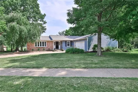 6066 Valleybrook Dr, Middletown, OH 45044