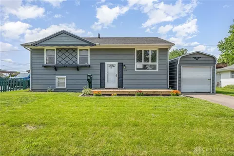 1213 Fyffe Ave, New Carlisle, OH 45344