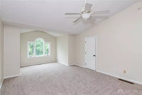 137 Crossridge Dr, Kettering, OH 45429 photo 23