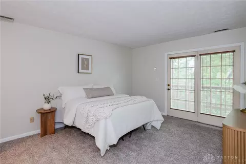 137 Crossridge Dr, Kettering, OH 45429 photo 16