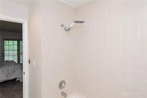 137 Crossridge Dr, Kettering, OH 45429 photo 21