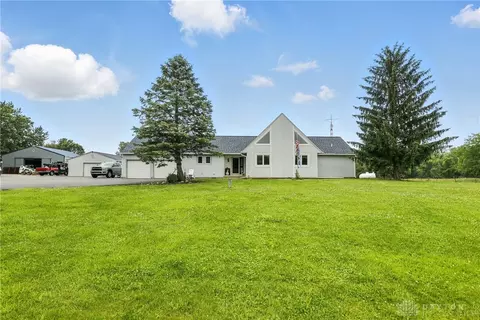 15600 Dechant Rd, Farmersville, OH 45325