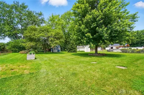Exterior - 765 Brunswick Dr, Enon, OH 45323 photo 6 of 10