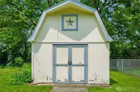 Exterior - 765 Brunswick Dr, Enon, OH 45323 photo 10 of 10