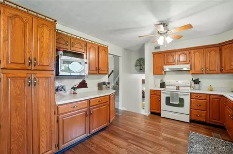 Kitchen - 765 Brunswick Dr, Enon, OH 45323 photo 3 of 4