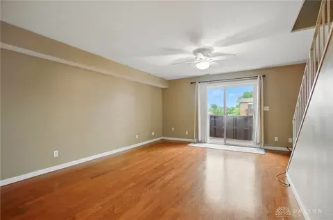 Living - 647 Villa Rd #A, Springfield, OH 45503 photo 1 of 3