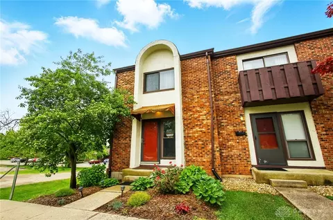 Exterior - 647 Villa Rd #A, Springfield, OH 45503 photo 2 of 4