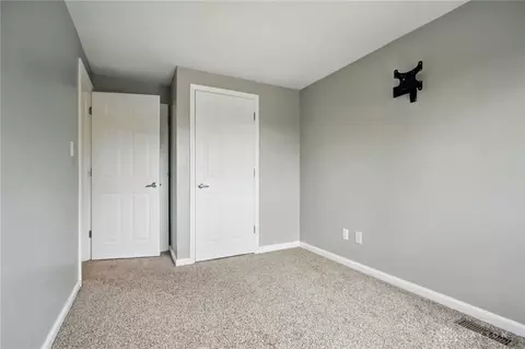 Bedroom - 647 Villa Rd #A, Springfield, OH 45503 photo 6 of 6