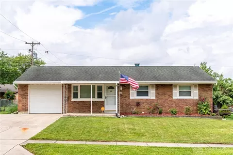 729 Wagon Wheel Dr, Dayton, OH 45431
