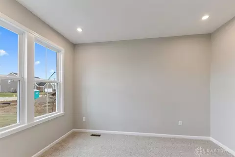 414 S Landon Ln, Springfield, OH 45505 photo 9