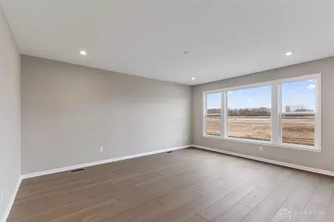 414 S Landon Ln, Springfield, OH 45505 photo 8