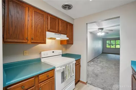 4654 Reno Ln, Springfield, OH 45503 photo 12