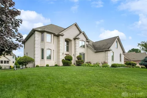 337 Yorkshire Ln, Xenia, OH 45385