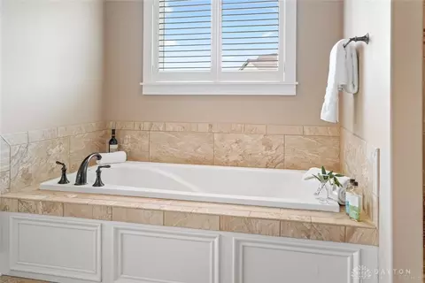 Bath - 79 White Beech Ct, Springboro, OH 45066 photo 8 of 9
