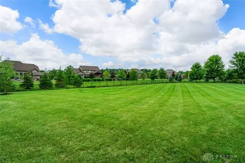 Exterior - 79 White Beech Ct, Springboro, OH 45066 photo 10 of 10