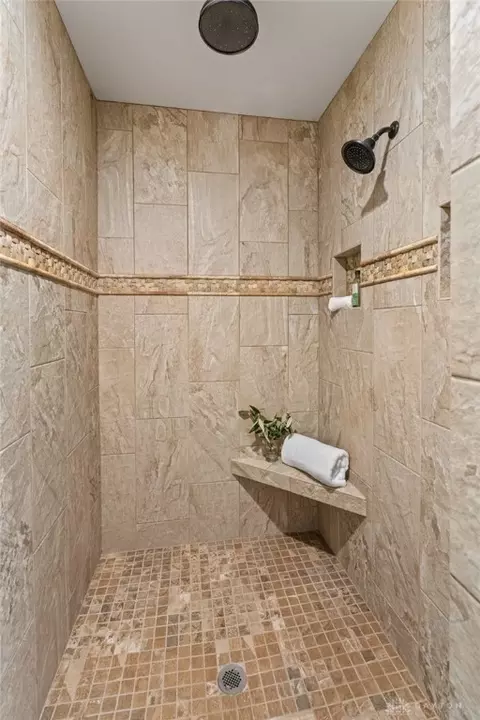 Bath - 79 White Beech Ct, Springboro, OH 45066 photo 9 of 9