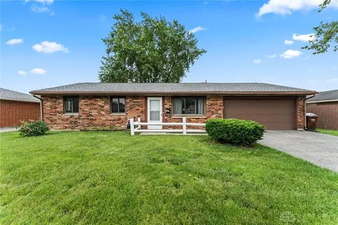 911 Plymouth Ave, Piqua, OH 45356