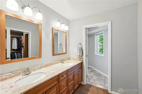 1101 Fox Chase Ct, Centerville, OH 45459 photo 29