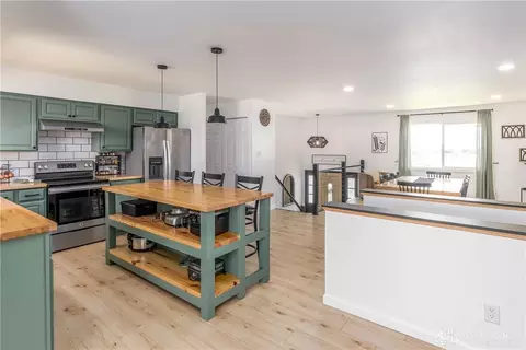 Kitchen - 551 Lowell Ave, Eldorado, OH 45321 photo 1 of 8
