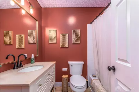 Bath - 551 Lowell Ave, Eldorado, OH 45321 photo 2 of 4