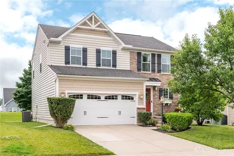 3160 Coneflower Dr, Tipp City, OH 45371
