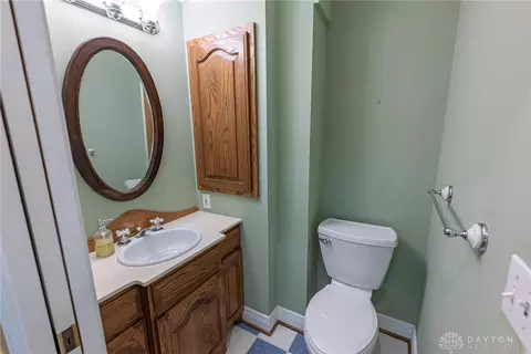 Bath - 1919 Tait Circle Rd, Kettering, OH 45429 photo 1 of 6