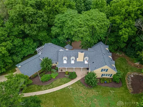 View/Area - 1919 Tait Circle Rd, Kettering, OH 45429 photo 1 of 6
