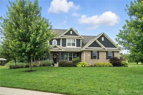 3133 Spillway Dr, Bellbrook, OH 45305