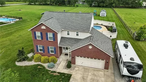 276 Magnolia Dr, Lebanon, OH 45036