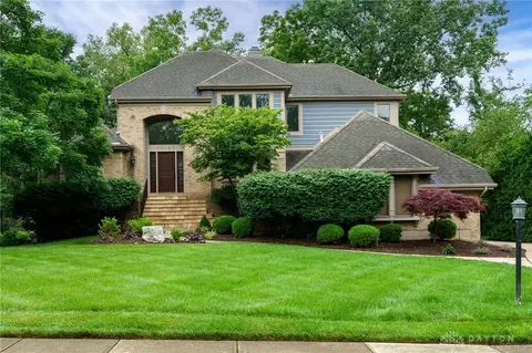 10145 Park Edge Dr, Washington Township, OH 45458