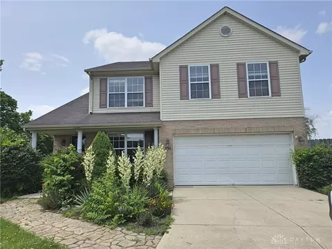 8736 Gingerwood Ct, Franklin, OH 45005