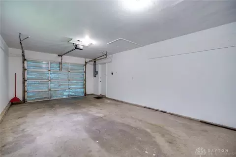 105 Middle St, Medway, OH 45341 photo 22
