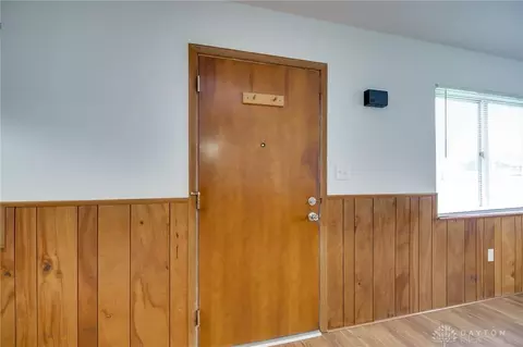 105 Middle St, Medway, OH 45341 photo 4