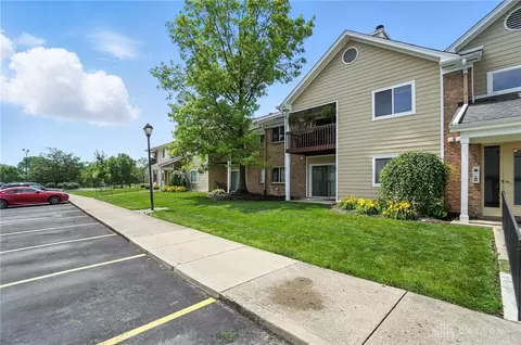 164 Mallard Glen Dr #1, Centerville, OH 45458