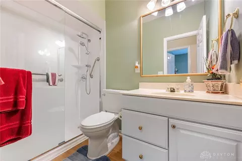 Bath - 866 Deer Run Rd, Centerville, OH 45459 photo 6 of 6