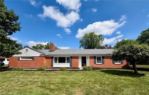 187 Cheltenham Dr, Washington Township, OH 45459
