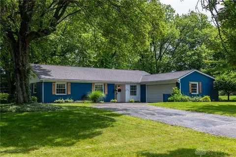 4043 Rushmore Pl, Beavercreek, OH 45430